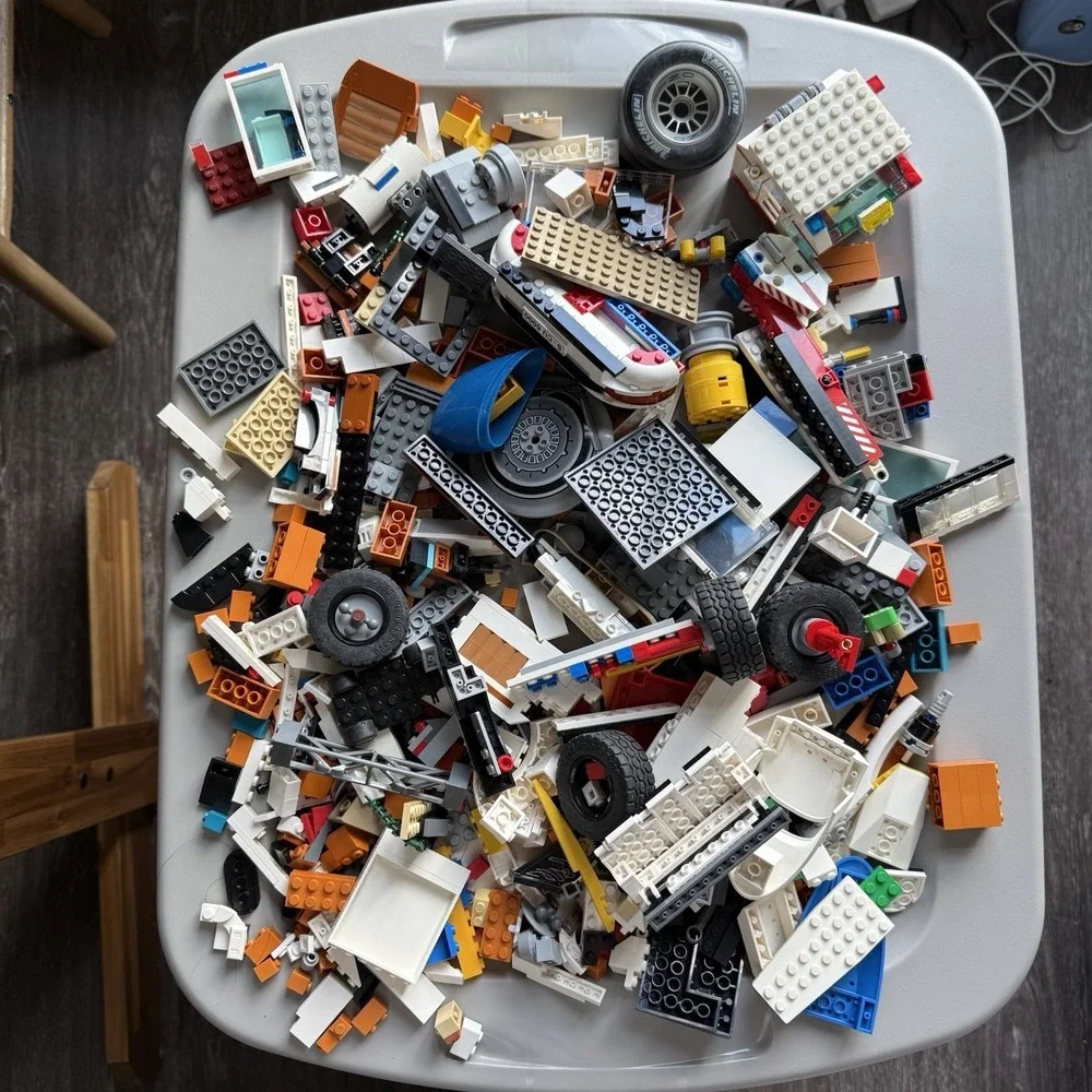 LEGO BULK LOT 7 LB+ POUND TECHNIC ATLANTIS BRICKS W HOLES STAR WARS WHEELS CRANE